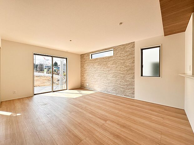 【LDK-17帖-】忙しい朝でも家族揃って食事をしたいゆとりあるダイニングスペース。