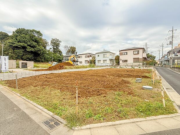 【現地土地写真】周辺環境・街並など、資料には掲載していない情報が現地にはたくさんございます。是非現地をご確認下さい。