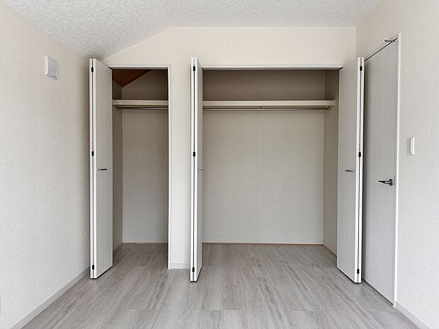 【D号棟 クローゼット】全室クローゼット収納完備・2階4部屋プラン