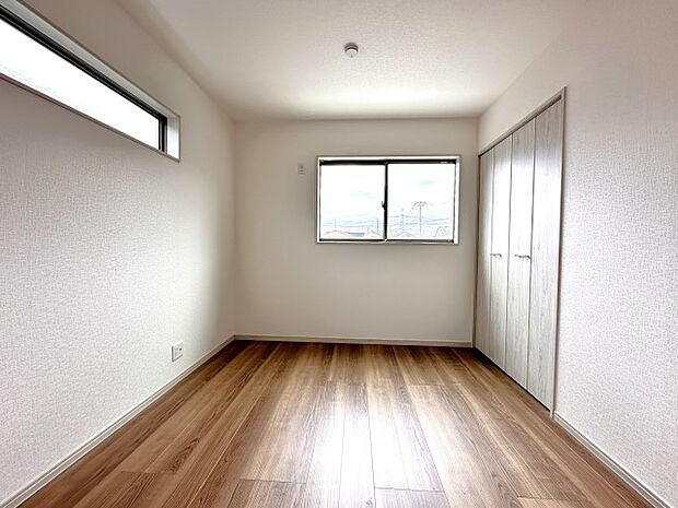 【C号棟 洋室6帖】2方位の採光と通風・収納クローゼット完備