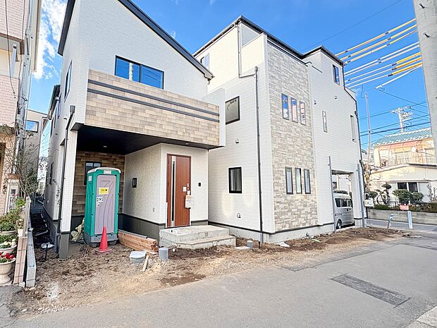 【前面道路】車の通行が少ないので、静かな住環境を維持することができます。