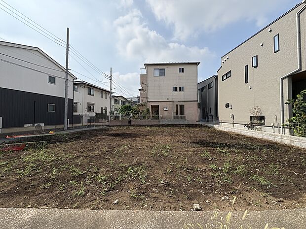 【外観】周辺には東武マインやステラタウン、ヤオコーなどの買い物施設や商業施設があるため、生活環境が整ったエリアです。