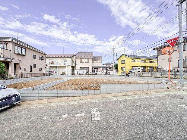 3号棟【前面道路6m】車の通行が少ないので、静かな住環境を維持することができます。