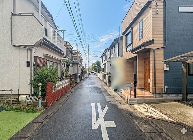 【前面道路4ｍ】車の通行が少ないので、静かな住環境を維持することができます。