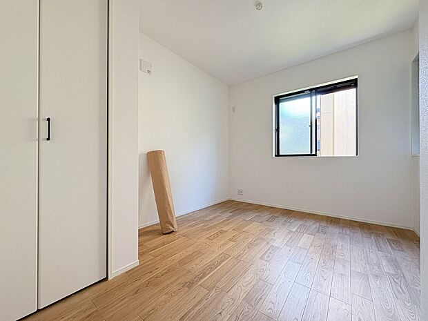 【洋室】お子様のお部屋にぴったりなスペース