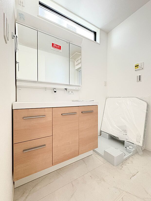 【洗面台】収納スペースを設けた洗面スペース