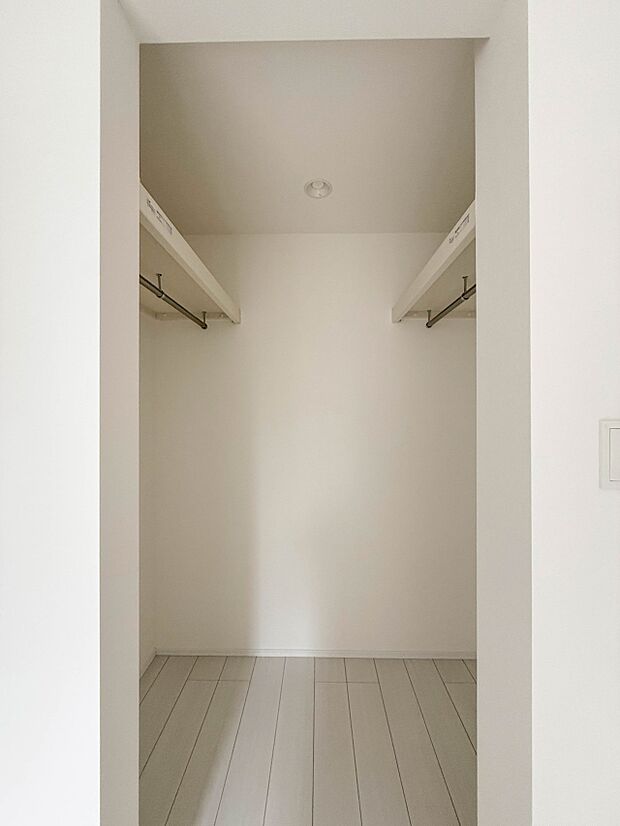 2号棟【収納】各部屋を最大限に広く使って頂ける様、全居住スペースに収納付。プライベートルームはゆったりと快適に。