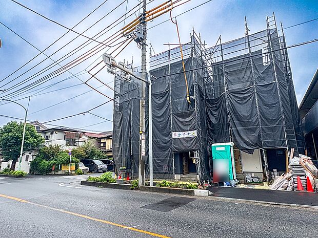 【前面道路6.9ｍ】車の通行が少ないので、静かな住環境を維持することができます。