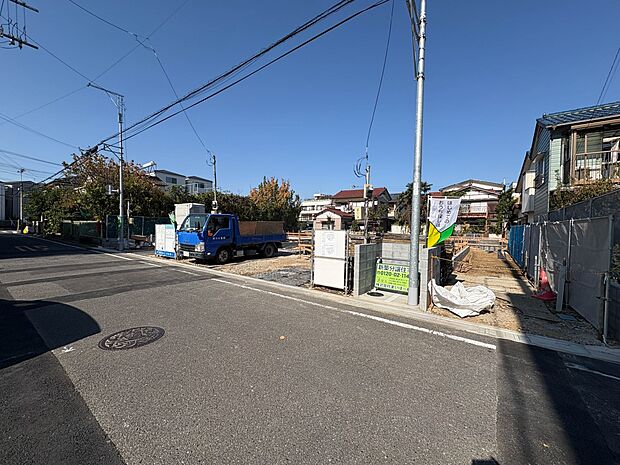 1号棟【外観】陽当りや通風性など各所に施された工夫で住みやすさを実現。部屋の大きさや周辺環境・街並など、資料には掲載していない情報が現地にはたくさんございます。是非ご確認下さい。