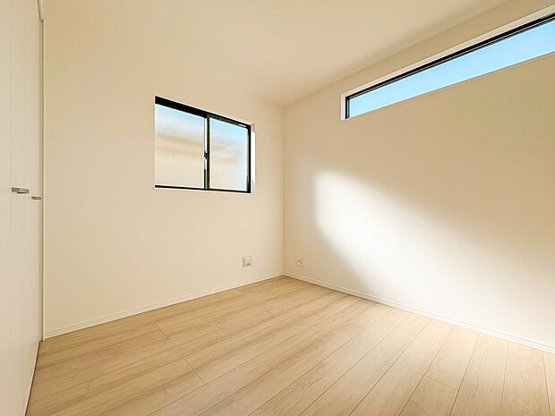 【洋室4.5帖】こちらの物件に少しでもご興味がありましたら、お気軽にお電話下さい。