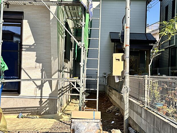 【庭】プランター等をおいてガーデニングが楽しめます。