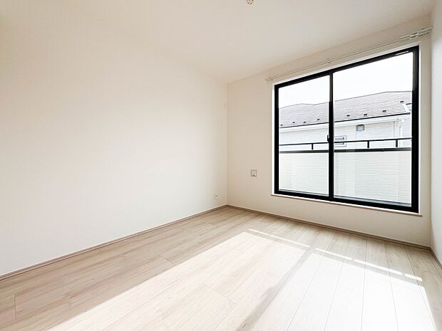 【今どきのこども部屋5.25帖】昨今のトレンドになりつつあるのが、広過ぎず、快適すぎない子ども部屋。勉強と寝るだけの部屋にすることで閉じこもりがなくなり、リビングで過ごす時間が増えると言われ…