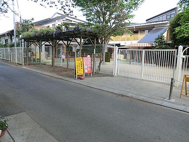 幼稚園・保育園 1300m 植竹幼稚園(私たち植竹幼稚園の底辺にはキリスト教精神が流れています。子どもの心と身体の調和がとれた保育を目指しています。遊びを基本にした育て方を実施。誰とでも仲良…