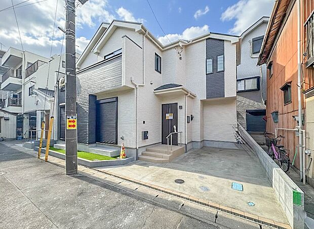 【外観】陽当りや通風性など各所に施された工夫で住みやすさを実現。部屋の大きさや周辺環境・街並など、資料には掲載していない情報が現地にはたくさんございます。是非ご確認下さい。