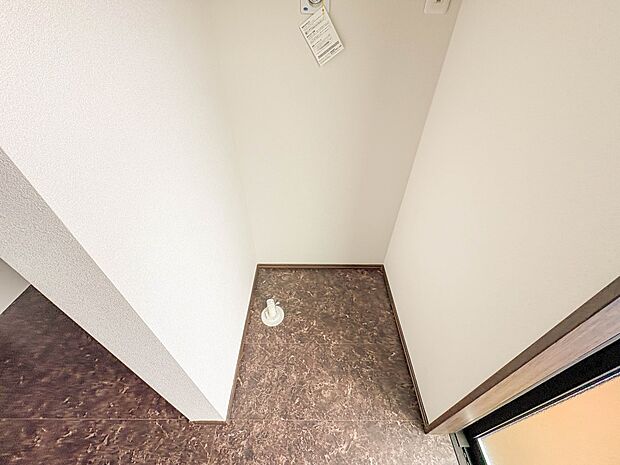 【ランドリースペース】ランドリースペースは広さもたっぷり。