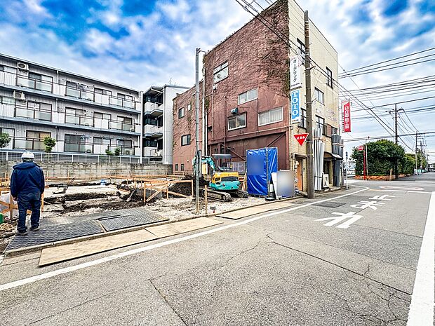 【前面道路6m】陽当りや通風性など各所に施された工夫で住みやすさを実現。部屋の大きさや周辺環境・街並など、資料には掲載していない情報が現地にはたくさんございます。是非ご確認下さい。