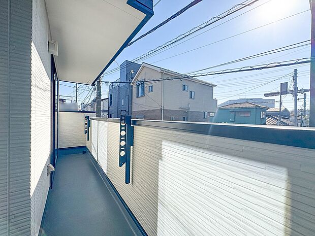 1号棟【バルコニー】バルコニーから差し込む陽光・通風は、住環境・快適性と共に有り続ける貴重な「財産」です。