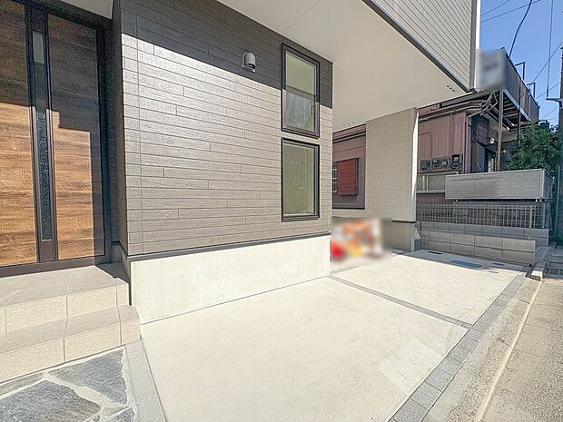 1号棟【庭】お庭があることで開放感が違います。建物の内部に光や風などを採り入れやすくなり住居環境がより良好になります。また多目的にご利用できます。