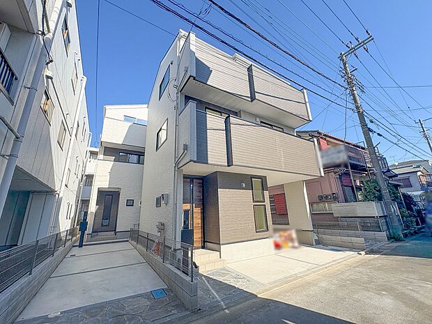 2号棟【前面道路】車の通行が少ないので、静かな住環境を維持することができます。