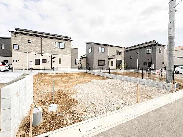 【ぜひ現地をご確認下さい】陽当りや通風性など各所に施された工夫で住みやすさを実現。部屋の大きさや周辺環境・街並など、資料には掲載していない情報が現地にはたくさんございます。是非ご確認下さい。…