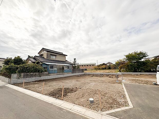 【ぜひ現地をご確認下さい】陽当りや通風性など各所に施された工夫で住みやすさを実現。部屋の大きさや周辺環境・街並など、資料には掲載していない情報が現地にはたくさんございます。是非ご確認下さい。…