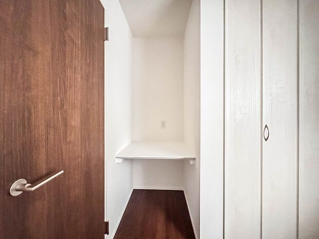 2号棟【スタディカウンター】スタディーカウンターがあるので、勉強するお子様を見守れます。