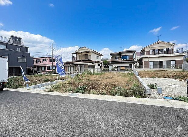 【外観】こちらの物件が少しでも気になるようでしたら、お気軽にお問合せください。人生でいちばん大きなお買い物ですので、ゆっくりご見学ください。ネット上の画像と実際の見学では、リアル感がまるで違…