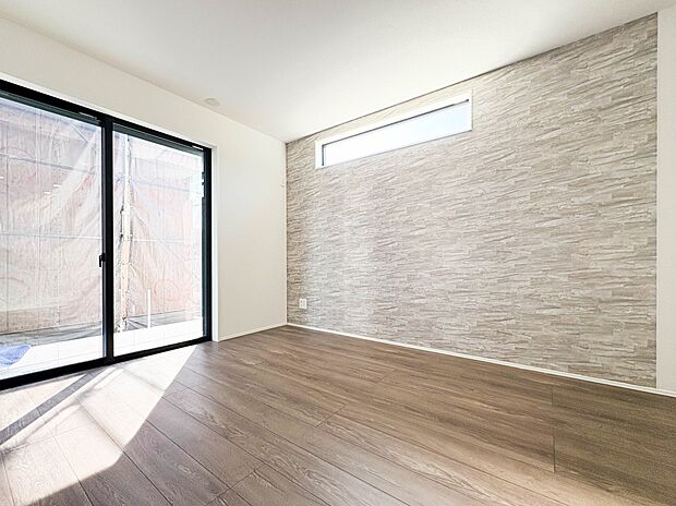 【ダイニング】ダイニングテーブルを置いても十分な広さが確保されています。