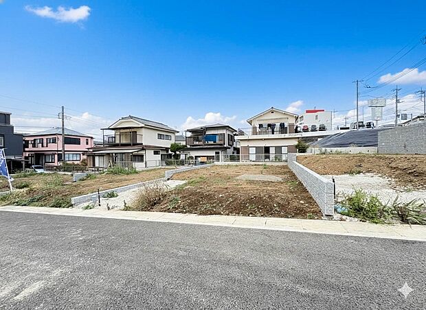 【外観】こちらの物件が少しでも気になるようでしたら、お気軽にお問合せください。人生でいちばん大きなお買い物ですので、ゆっくりご見学ください。ネット上の画像と実際の見学では、リアル感がまるで違…