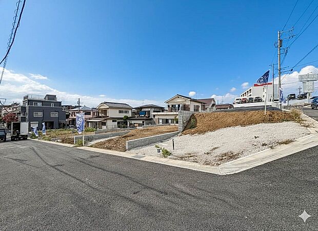 こちらの物件が少しでも気になるようでしたら、お気軽にお問合せください。人生でいちばん大きなお買い物ですので、ゆっくりご見学ください。ネット上の画像と実際の見学では、リアル感がまるで違います。…