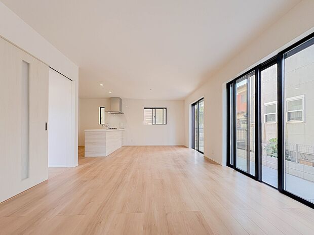 流行に左右されず、将来にわたって価値が継続する「上質」な佇まい。おしゃれな雰囲気や自然の潤い、親しみやすさといった個性を、街に新たな価値をもたらし続ける。