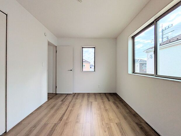 流行に左右されず、将来にわたって価値が継続する「上質」な佇まい。おしゃれな雰囲気や自然の潤い、親しみやすさといった個性を、街に新たな価値をもたらし続ける。 