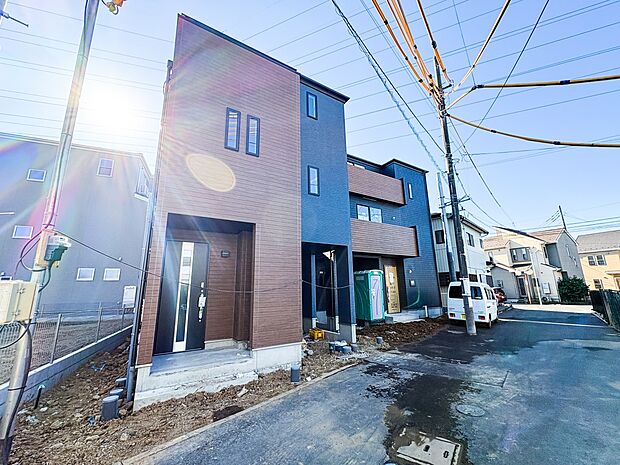 【前面道路5ｍ】陽当りや通風性など各所に施された工夫で住みやすさを実現。部屋の大きさや周辺環境・街並など、資料には掲載していない情報が現地にはたくさんございます。是非ご確認下さい。