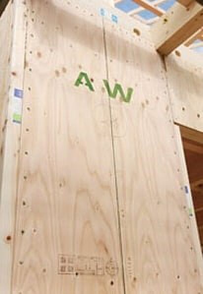 国が定める最上強度である「壁倍率5.0」の性能があると認められました。