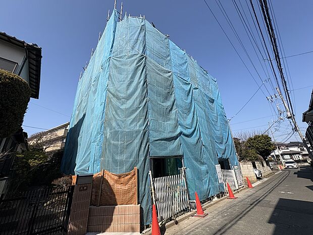 1号棟【外観】陽当りや通風性など各所に施された工夫で住みやすさを実現。部屋の大きさや周辺環境・街並など、資料には掲載していない情報が現地にはたくさんございます。是非ご確認下さい。