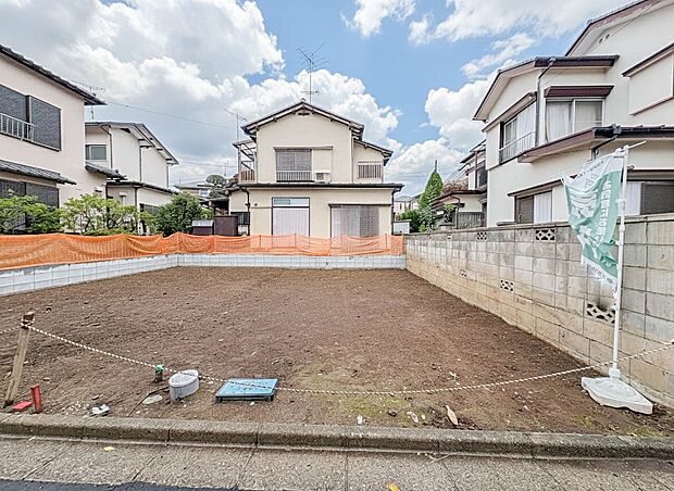 2号棟【外観】陽当りや通風性など各所に施された工夫で住みやすさを実現。部屋の大きさや周辺環境・街並など、資料には掲載していない情報が現地にはたくさんございます。是非ご確認下さい。