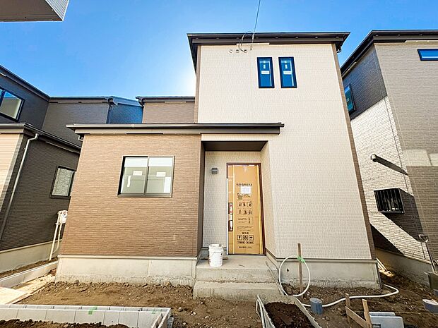 【外観】こちらの物件が少しでも気になるようでしたら、お気軽にお問合せください。人生でいちばん大きなお買い物ですので、ゆっくりご見学ください。ネット上の画像と実際の見学では、リアル感がまるで違…