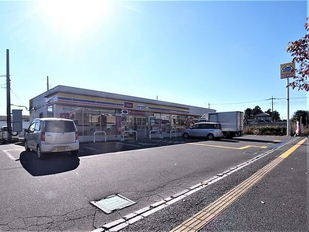 コンビニ 516m ミニストップ