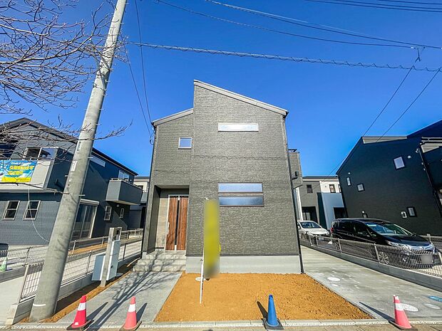 【庭】プランター等をおいてガーデニングが楽しめます。