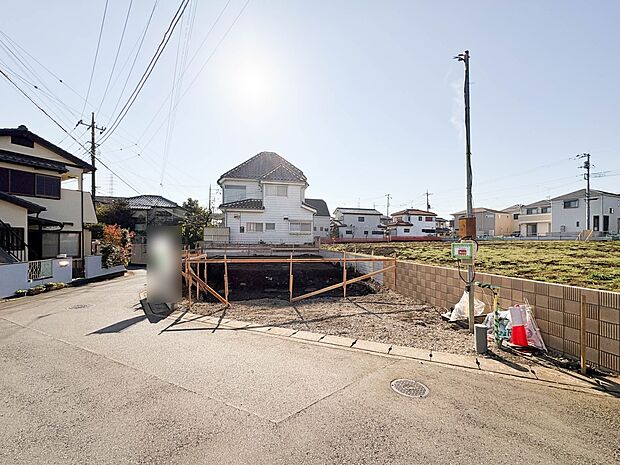 【現地】こちらの物件に少しでもご興味がありましたら、お気軽にお電話下さい。ネット上で「見えない物」「わからない事」でも、実際にご見学いただくことで、手に取るようにおわかりいただけるはずです。…