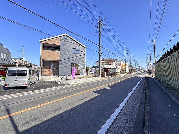 こちらの物件が少しでも気になるようでしたら、お気軽にお問合せください。人生でいちばん大きなお買い物ですので、ゆっくりご見学ください。ネット上の画像と実際の見学では、リアル感がまるで違います。…