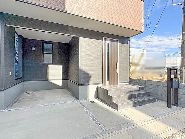 【庭】プランター等をおいてガーデニングが楽しめます。