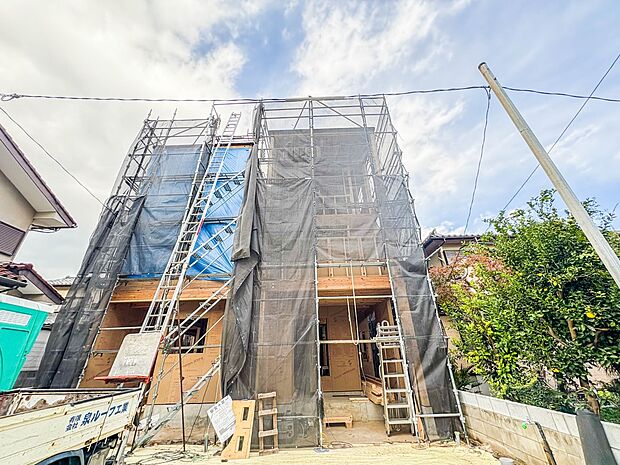 【外観】こちらの物件が少しでも気になるようでしたら、お気軽にお問合せください。人生でいちばん大きなお買い物ですので、ゆっくりご見学ください。ネット上の画像と実際の見学では、リアル感がまるで違…