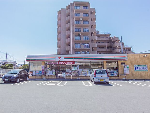 コンビニ 400m セブンイレブン