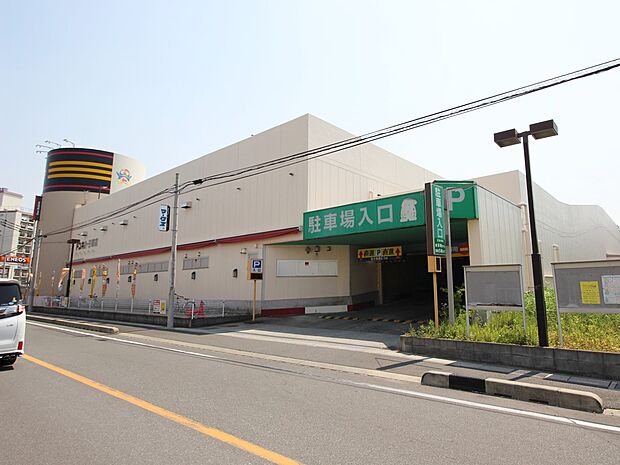 ショッピングセンター 680m ドン・キホーテ蕨店