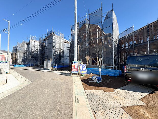 【前面道路】車の通行が少ないので、静かな住環境を維持することができます。