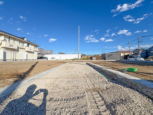 【外観】こちらの物件が少しでも気になるようでしたら、お気軽にお問合せください。人生でいちばん大きなお買い物ですので、ゆっくりご見学ください。ネット上の画像と実際の見学では、リアル感がまるで違…