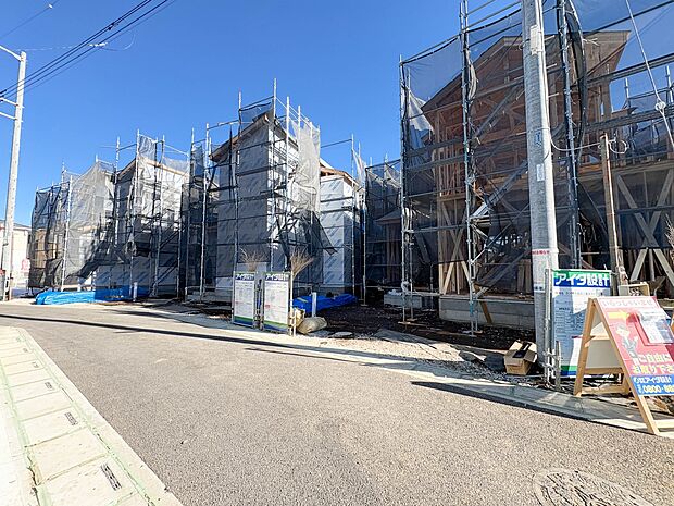 【前面道路】車の通行が少ないので、静かな住環境を維持することができます。