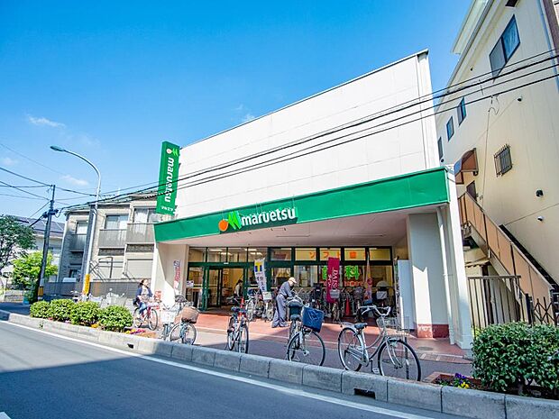 スーパー 420m マルエツ蕨店(新鮮な野菜、果物、お肉、お魚。毎日、新鮮。毎日、初々しい。野菜をはじめ、さまざまな食が新鮮食べごろ。私たちは鮮度がいのちと考え、常にフレッシュな食品を豊富に…