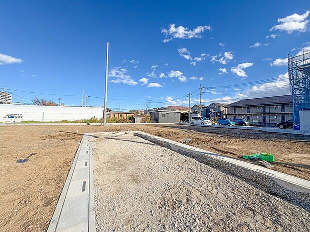 【外観】こちらの物件が少しでも気になるようでしたら、お気軽にお問合せください。人生でいちばん大きなお買い物ですので、ゆっくりご見学ください。ネット上の画像と実際の見学では、リアル感がまるで違…